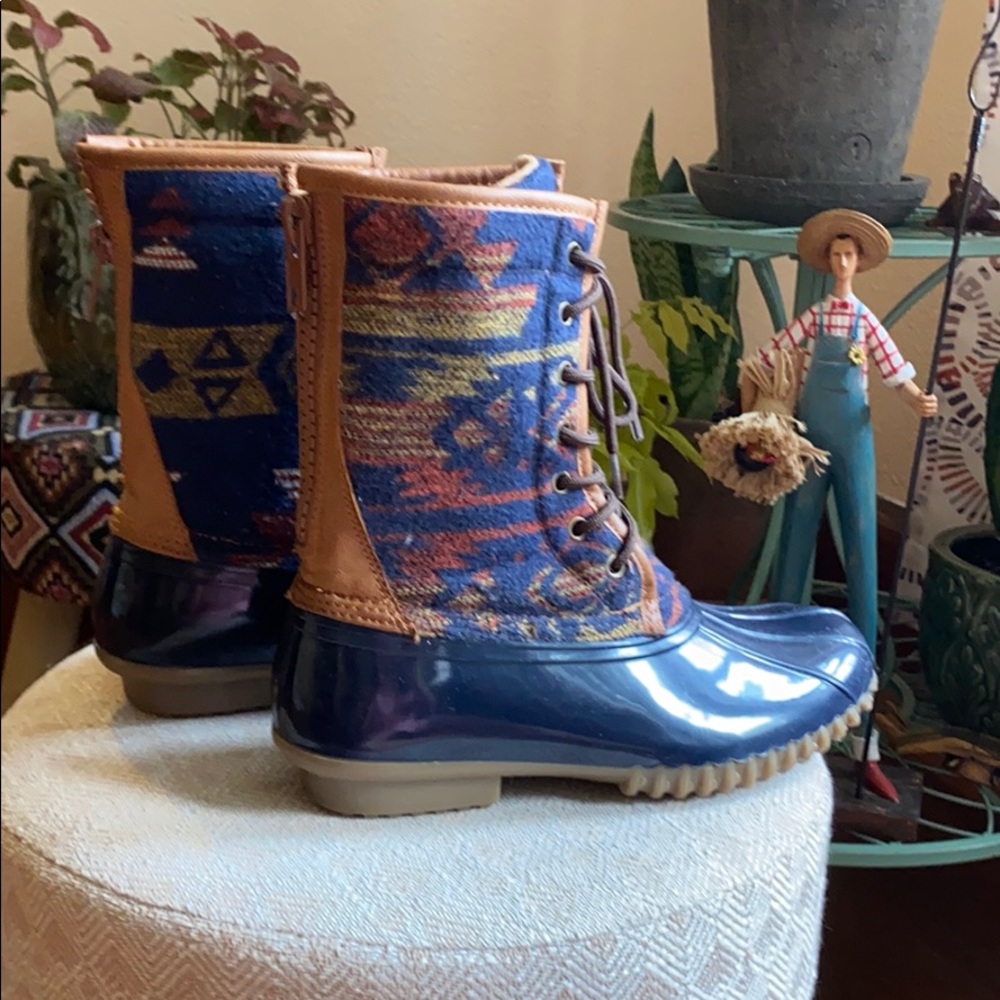 Madden Girl boots